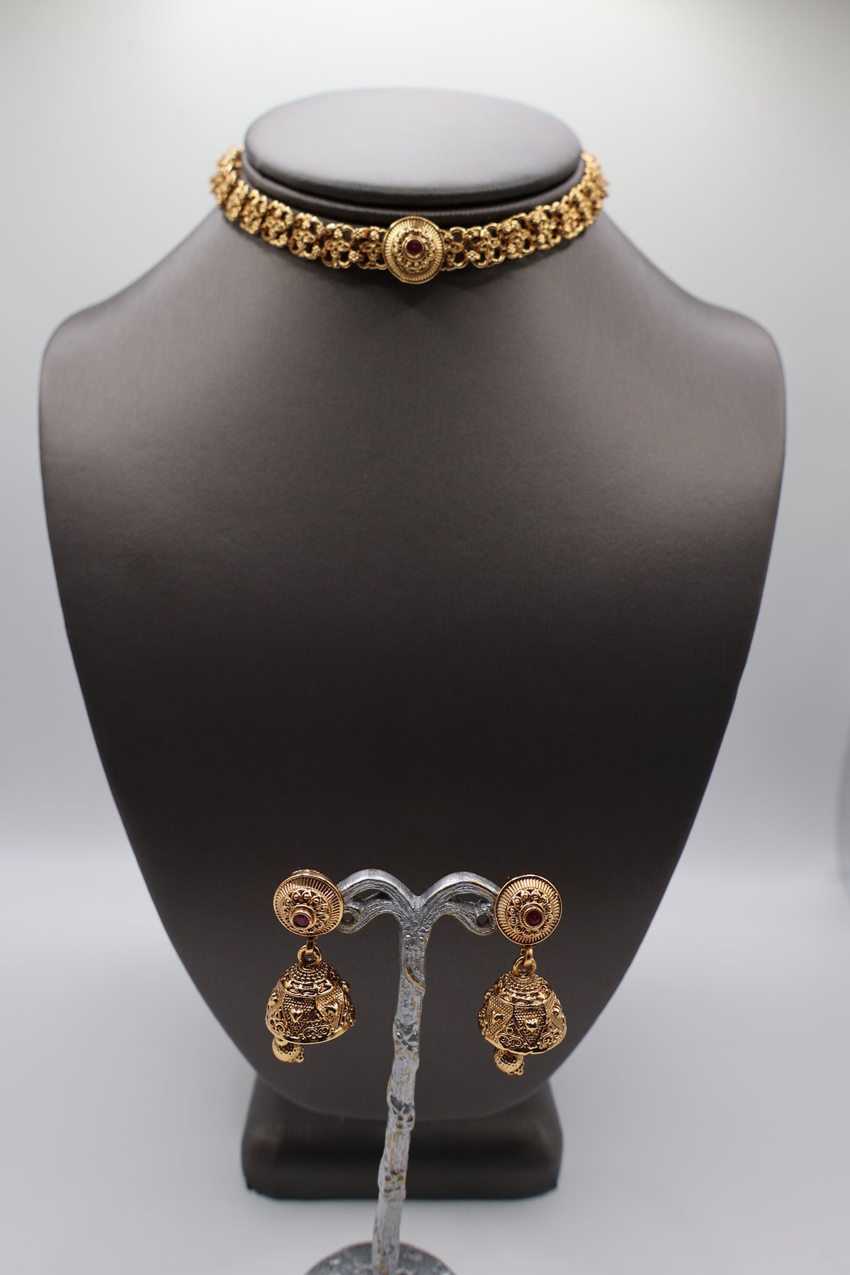 Meher Choker Necklace Set