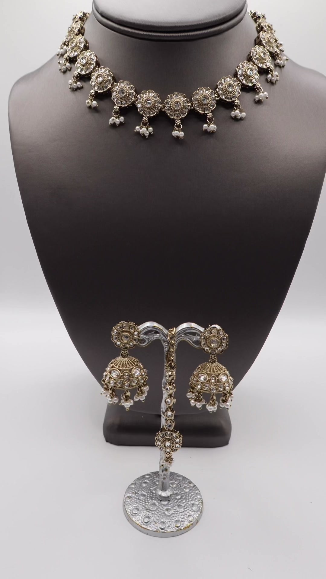 Mishka Choker Necklace Set