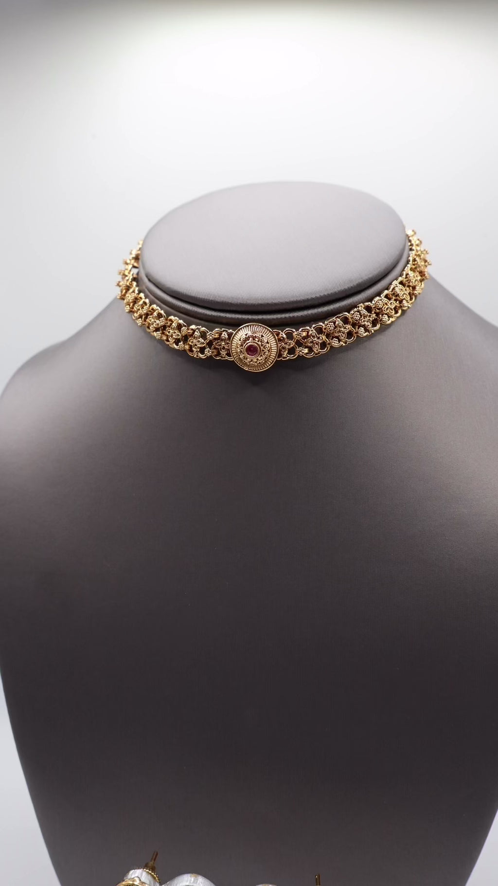 Meher Choker Necklace Set